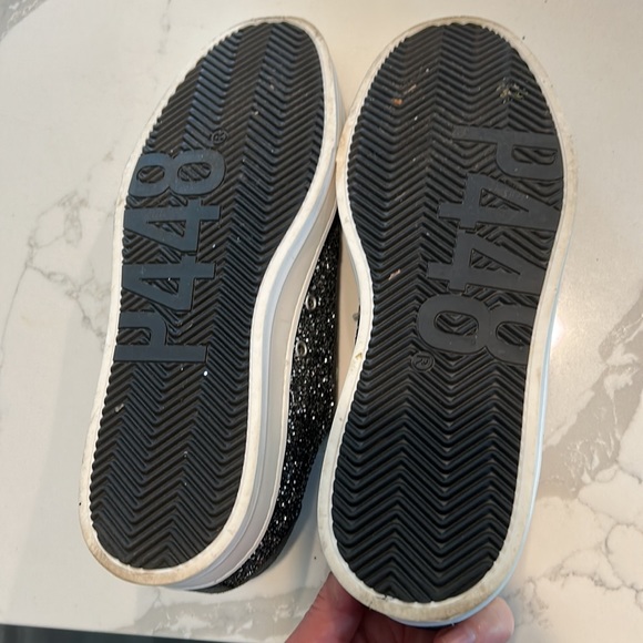 P448 John Shaka black glitter tweed low top sneaker size 40 - Picture 8 of 8